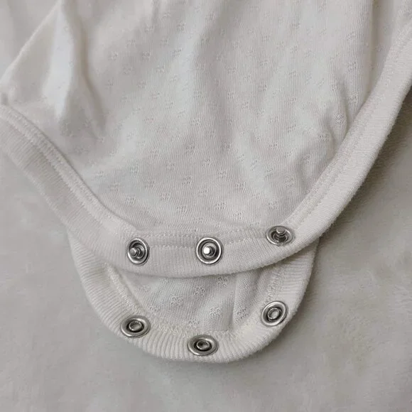 Garanimals Baby Girl White Short Sleeve One Piece Bodysuit Ruffle Collar 12M - Picture 6 of 10